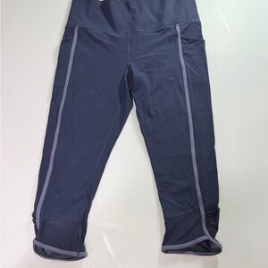 Athleta Women's crop navy/purple Leggings size large